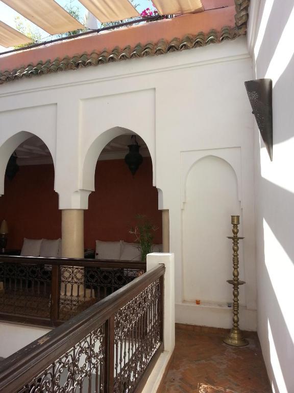 马拉喀什 阿扎摩洛哥传统庭院住宅酒店 外观 照片